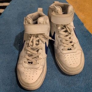 Nike Kids High-Top Sneakers - White and Blue